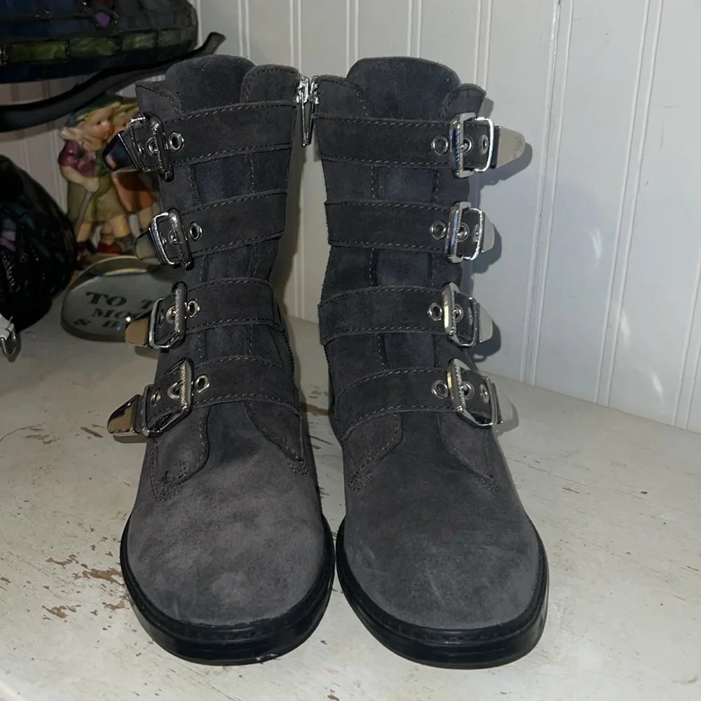NWT Marc Fisher LTD Diante Booties Grey Suede. 7.5 buckle